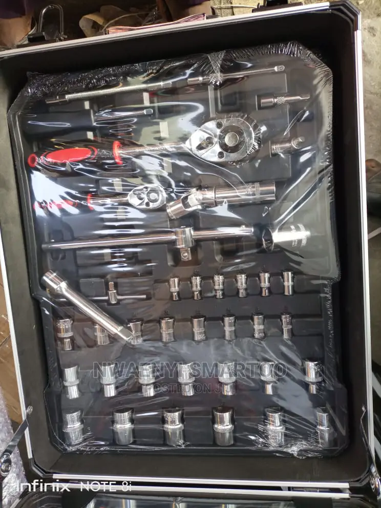 Heavy Duty Complete Tools Box