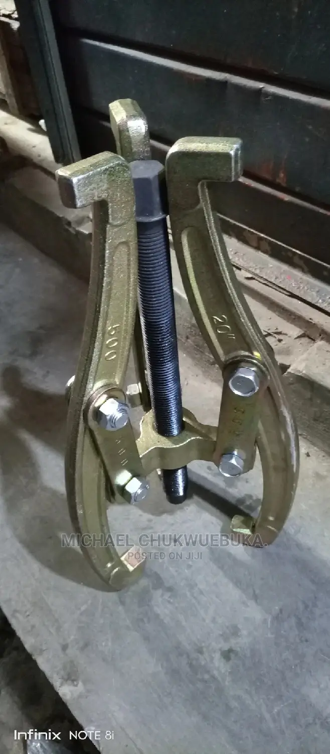 20" Gear Puler