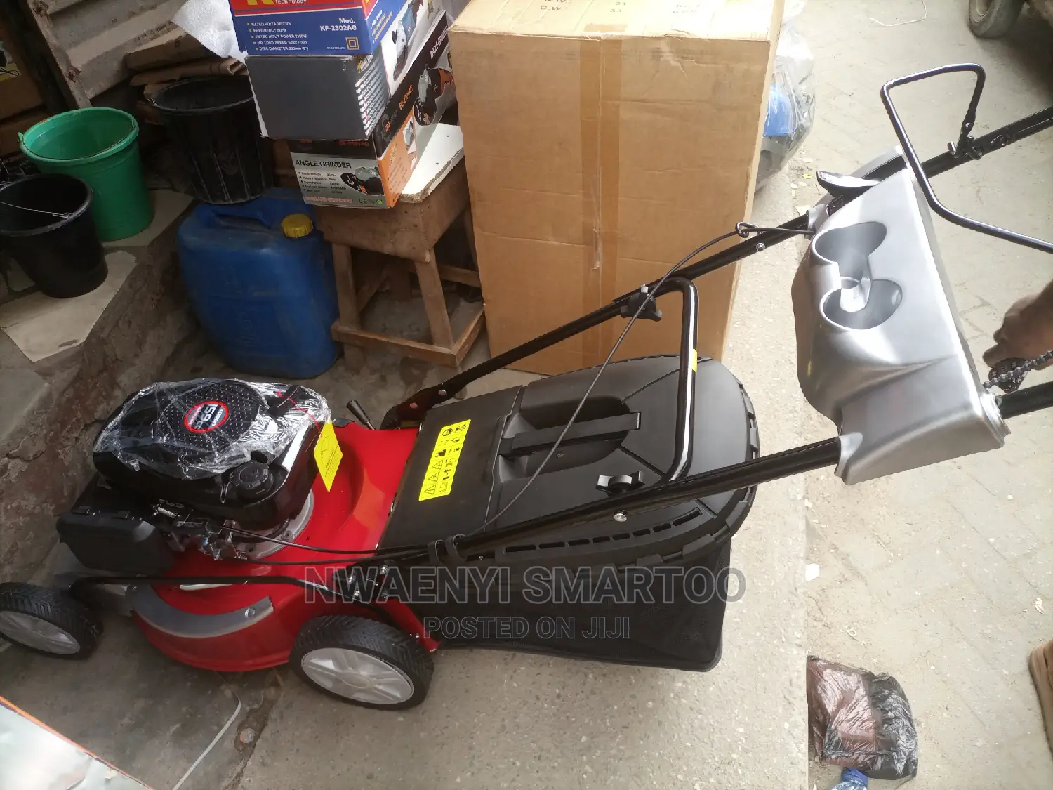 Lawn Mower Machine