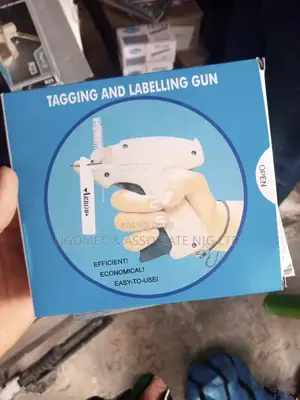 Cloth Tagging and Labelling Gun