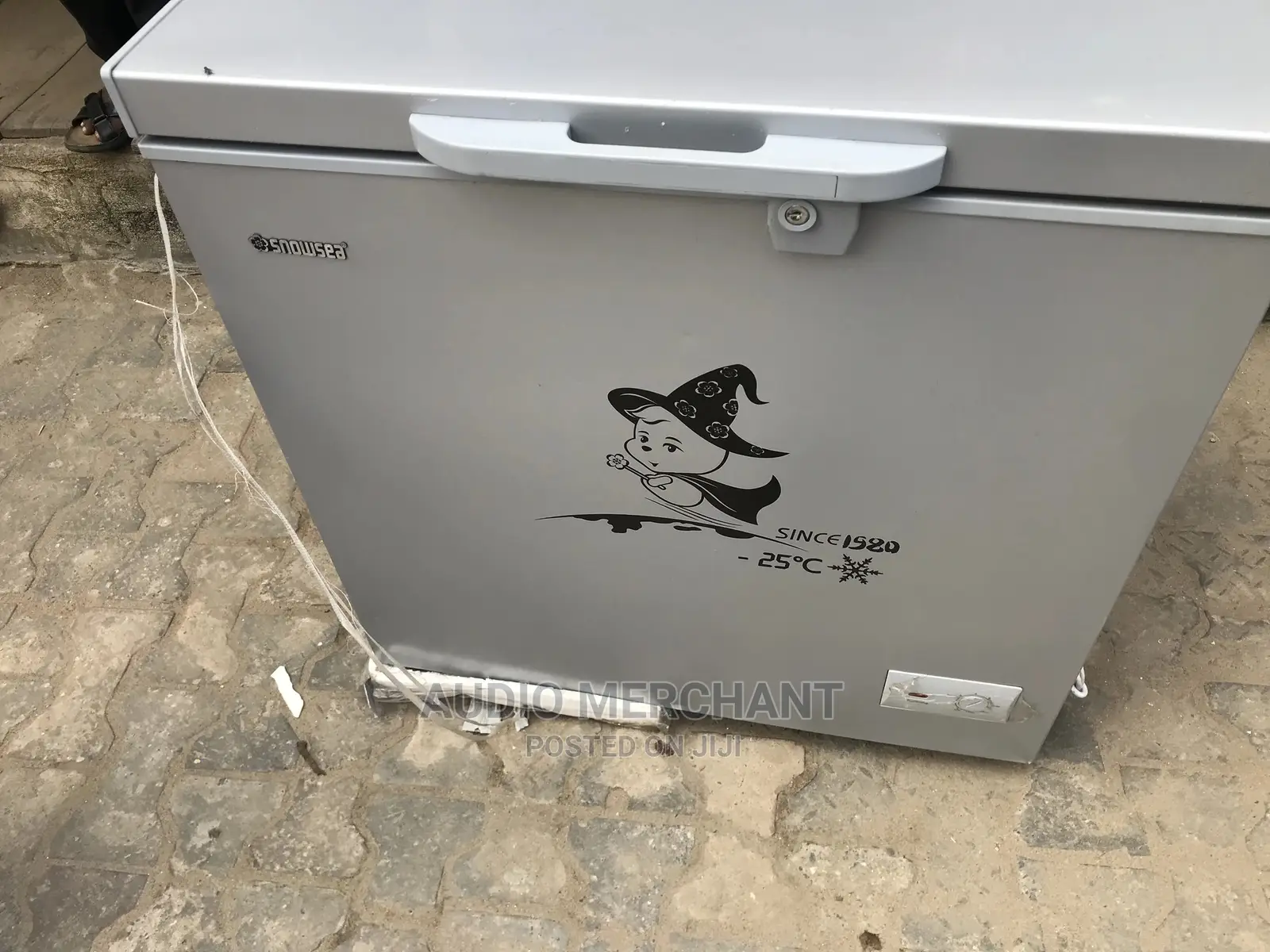 Snowsea Refrigerator