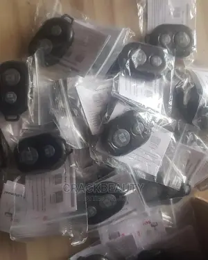 Phone Camera Bluetooth Shutter / Remote