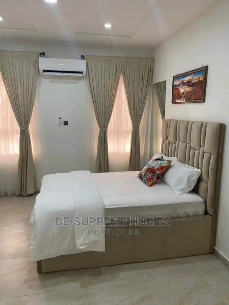Self Compound 5bed Shortlet