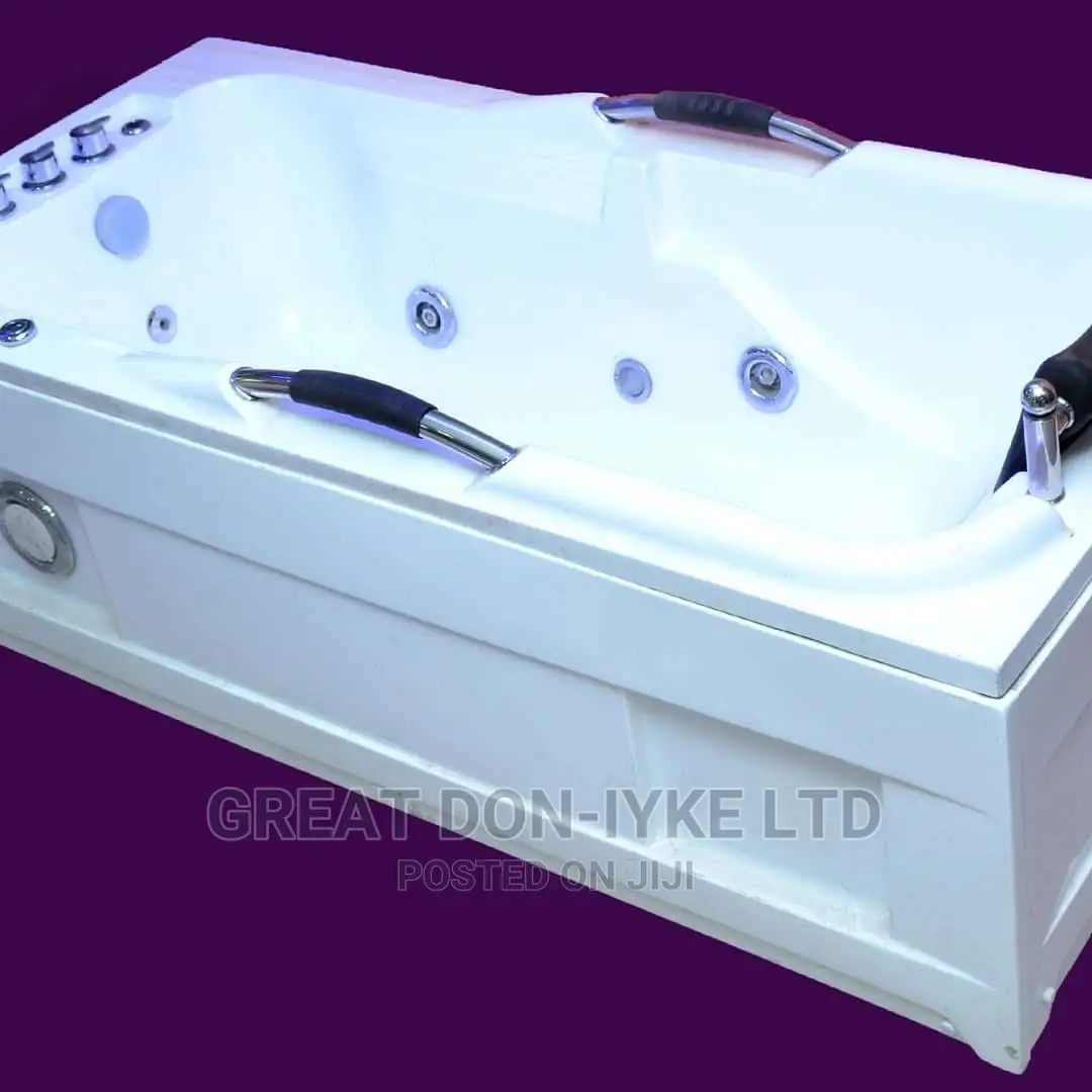 Jacuzzi Bathtub