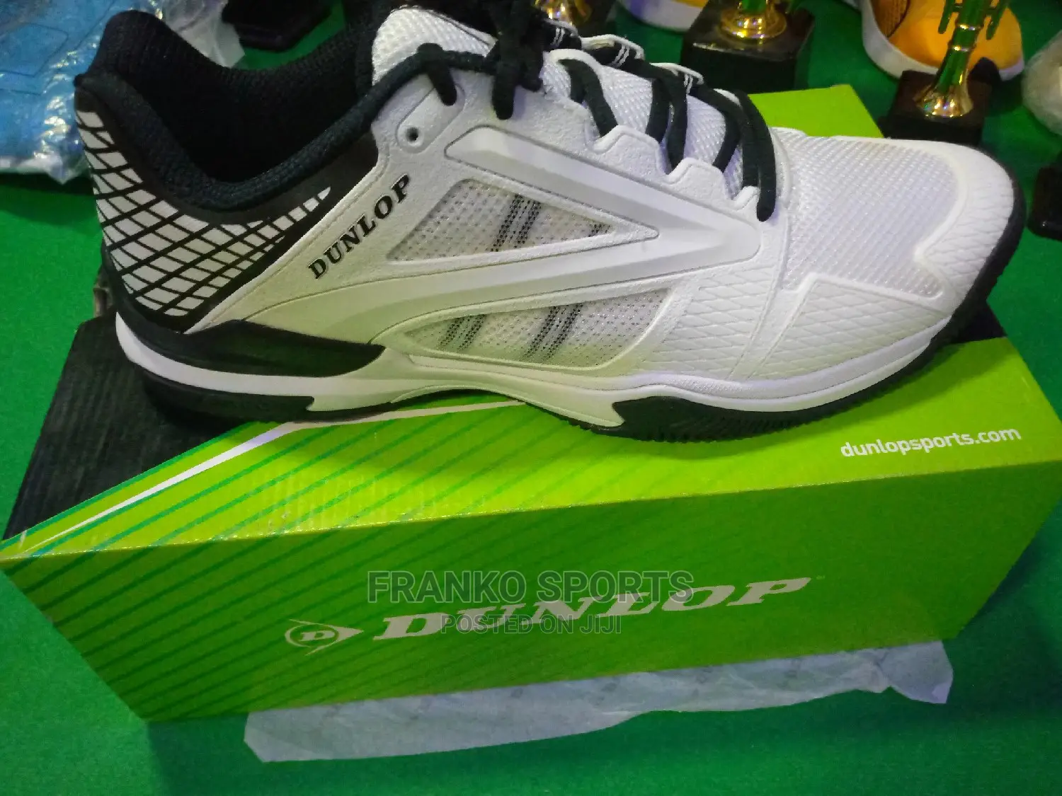 Dunlop Canvas