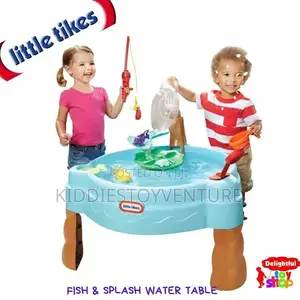 Fish and Splash Water Table