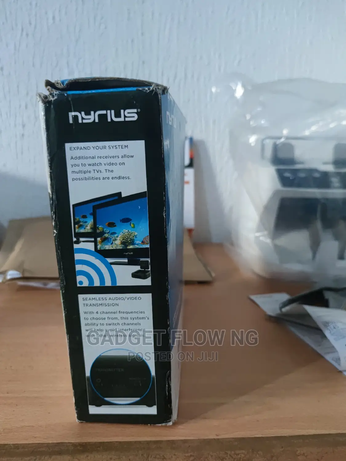 Nyrius Wireless Audio/Video Transmitter