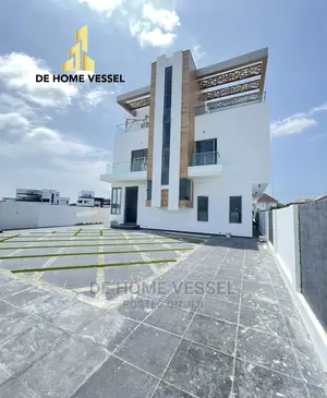 5bdrm House in Lekki for Sale