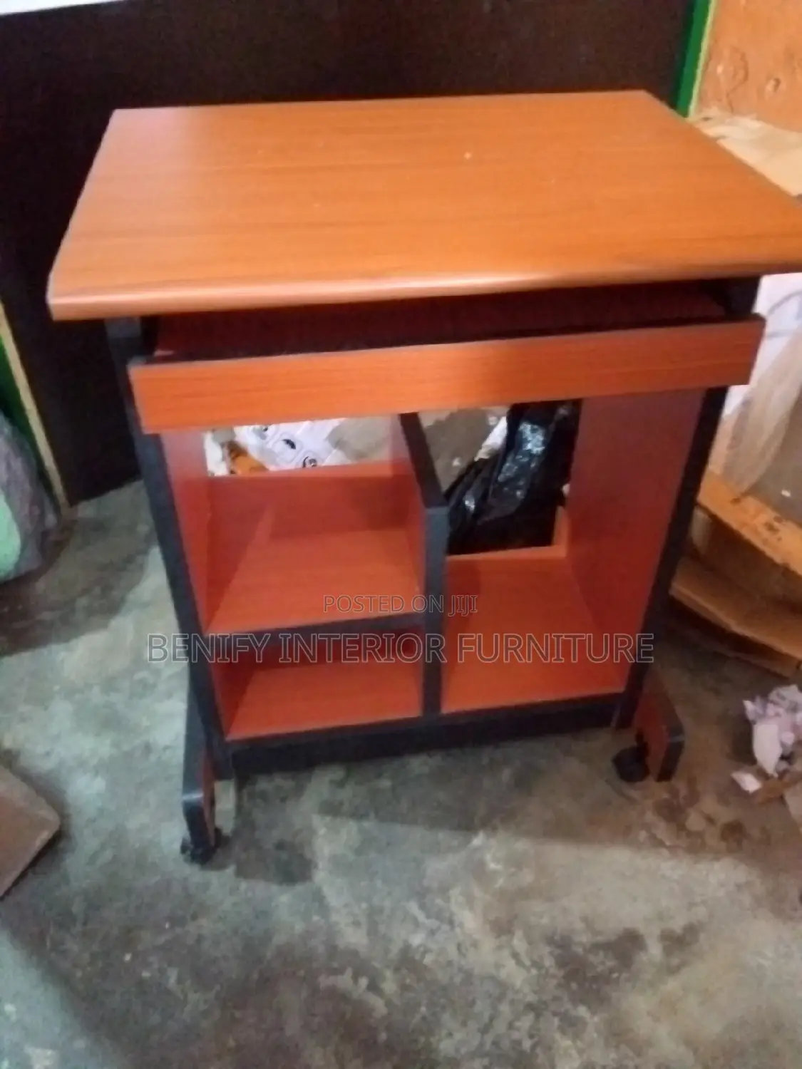 Portable Student Computer Table