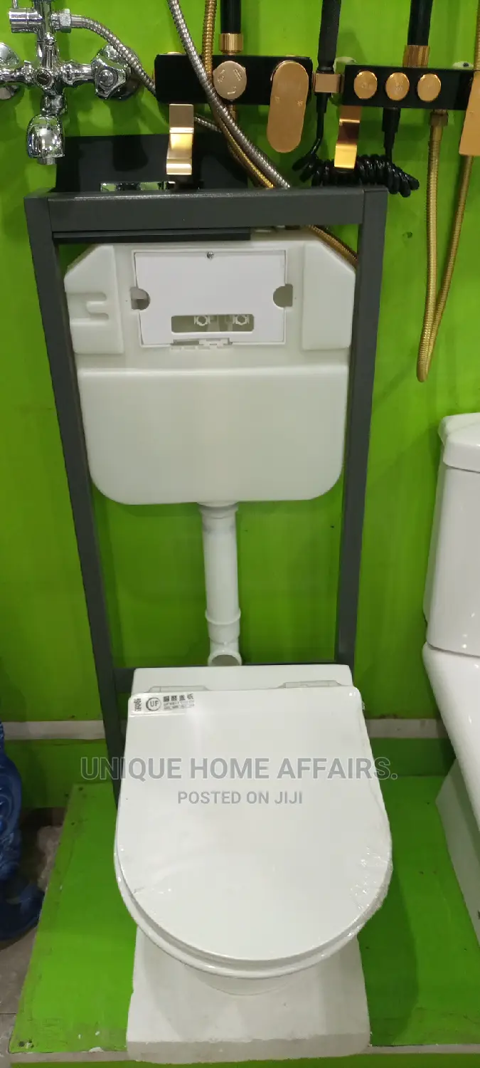 Wall Hong WC