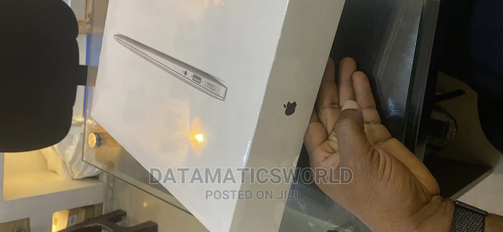 New Laptop Apple MacBook Air 2017 8GB Intel Core I5 SSD 128GB