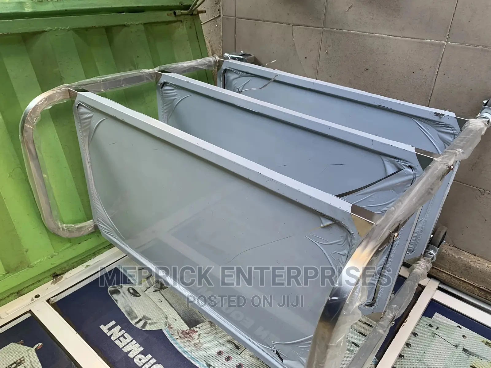 Food Trolley 3step
