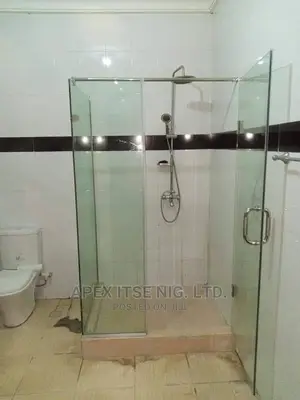 Lx Shower Cubicles