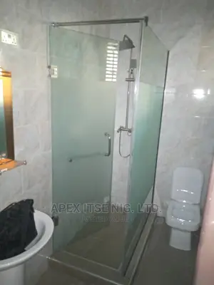 G-Handled Shower Cubicles