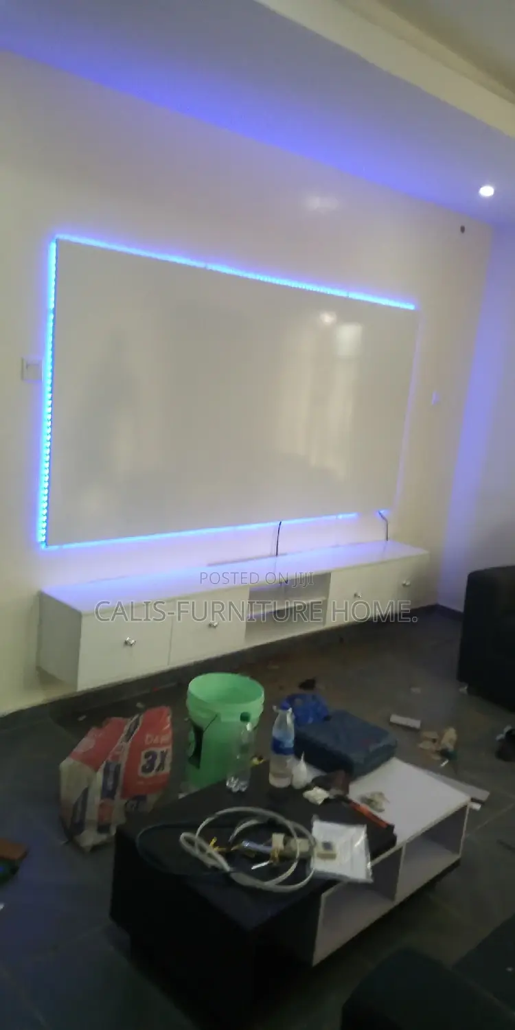 8ft X 8ft TV Stand