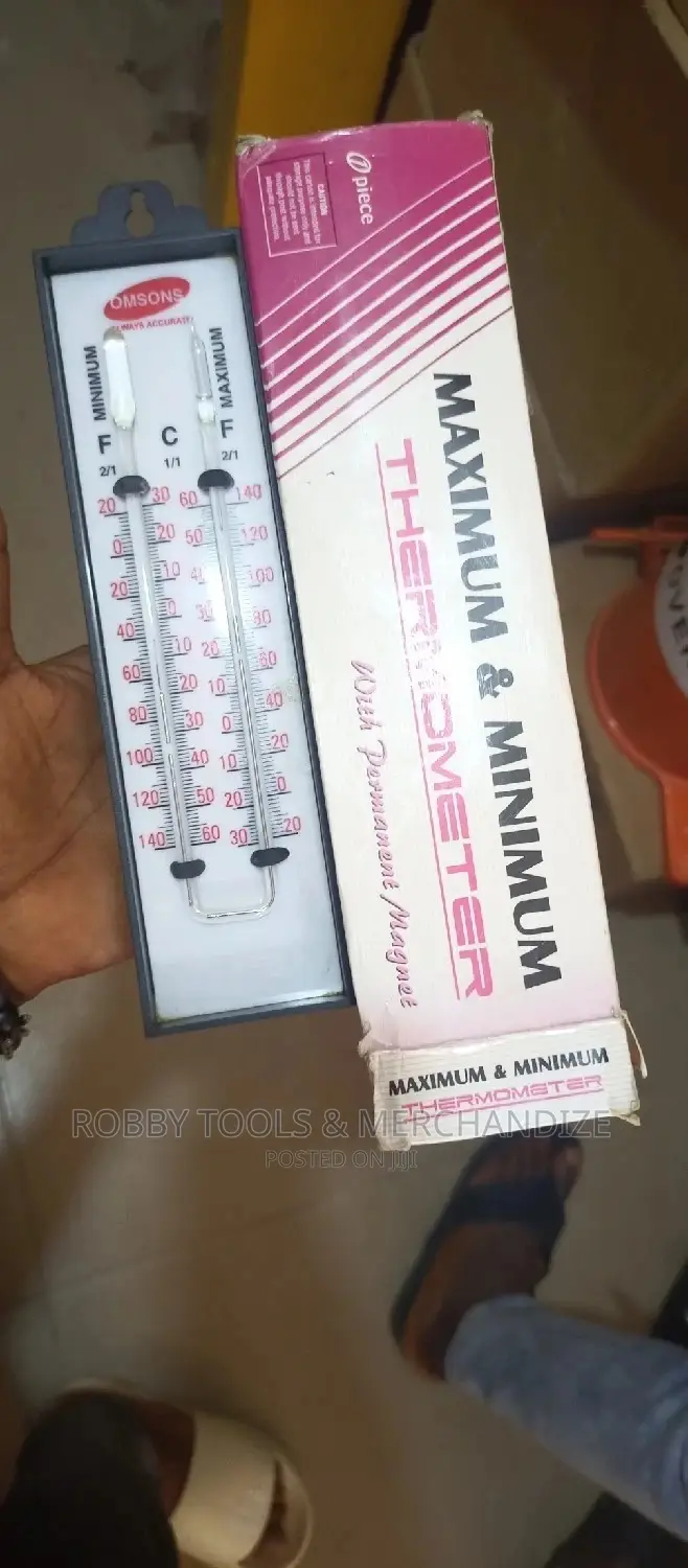 Maximum And Minimum Thermometer With Permanent Magnet
