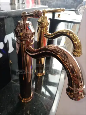 NI Rosegold Curved Tap Basin Mixer Tap