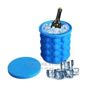 Ice Cube Maker