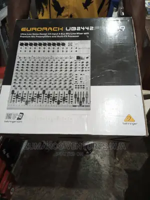 Eurorach Mixer Ug2442 Fx Pro