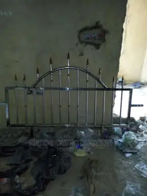 Staunless Handrail