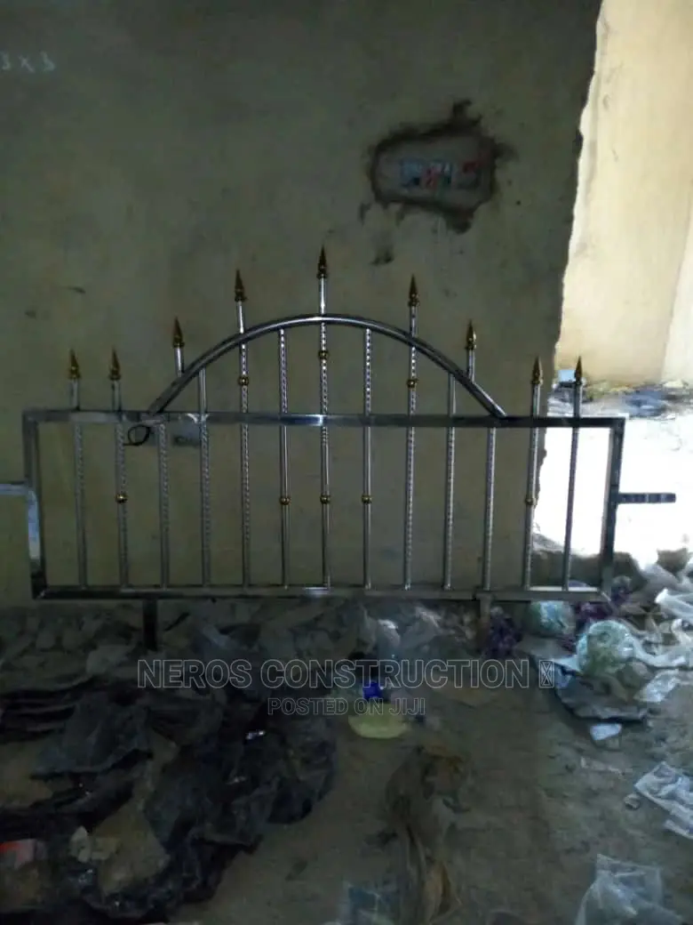 Staunless Handrail