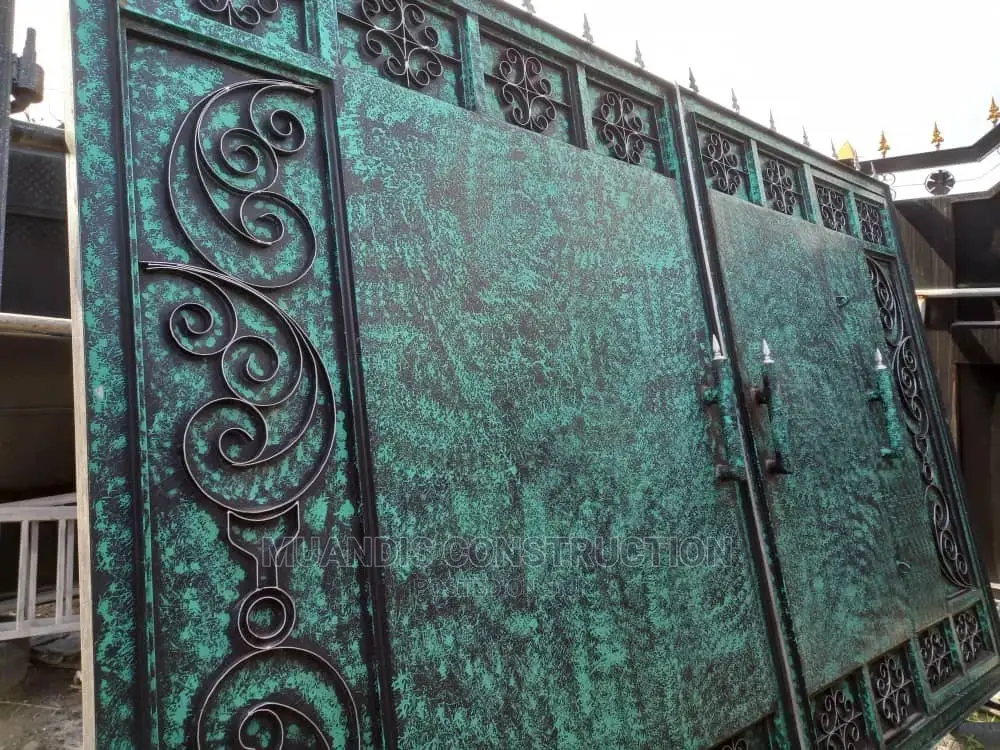 Artefacts Gates