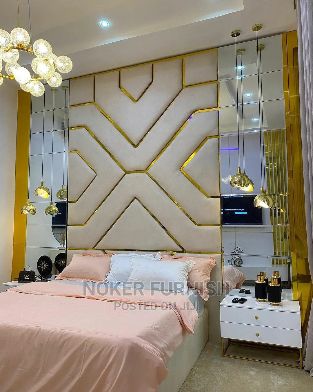 Luxury Bedroom's Bed's With Mirror