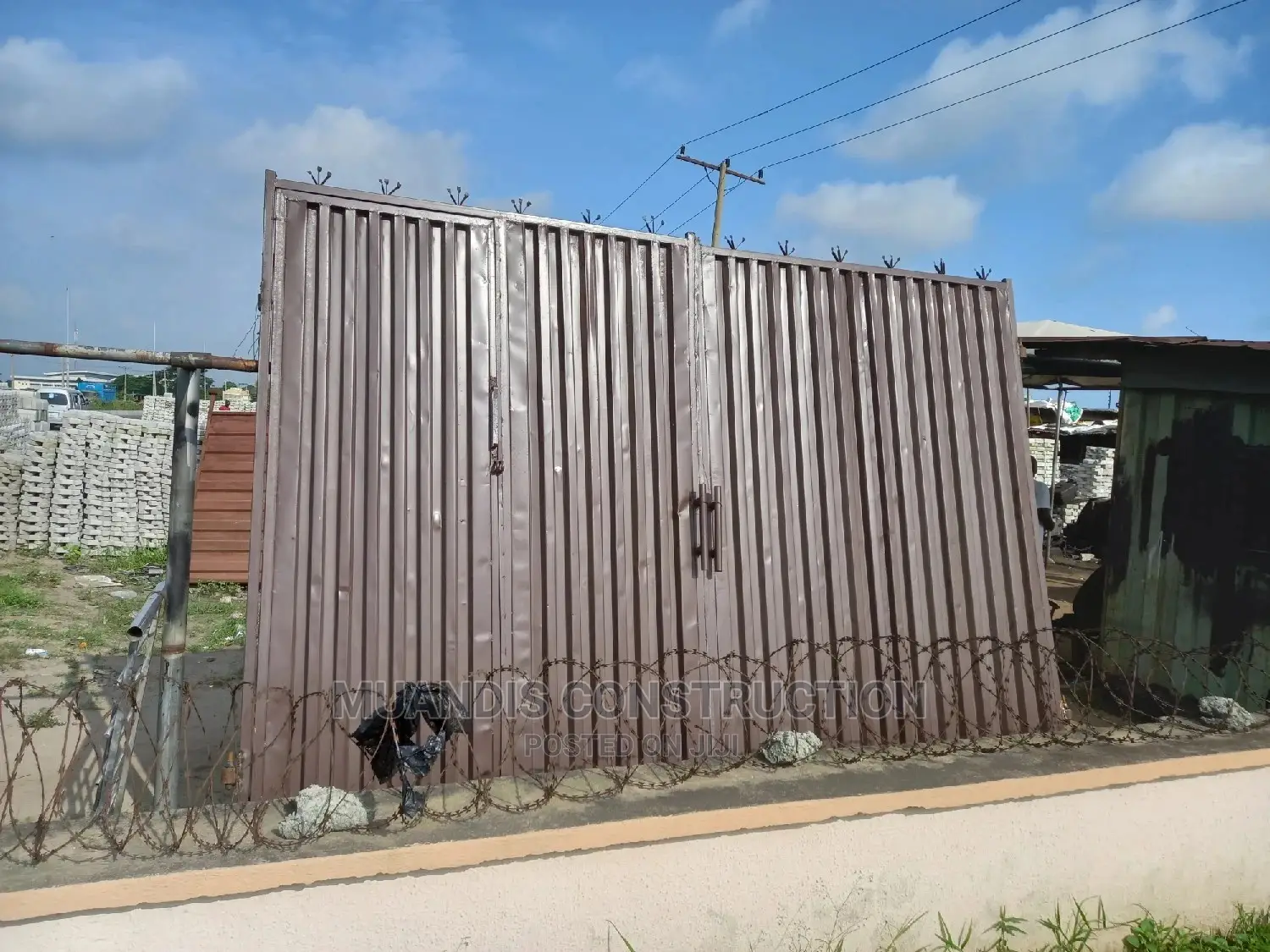 Corrugated Gates
