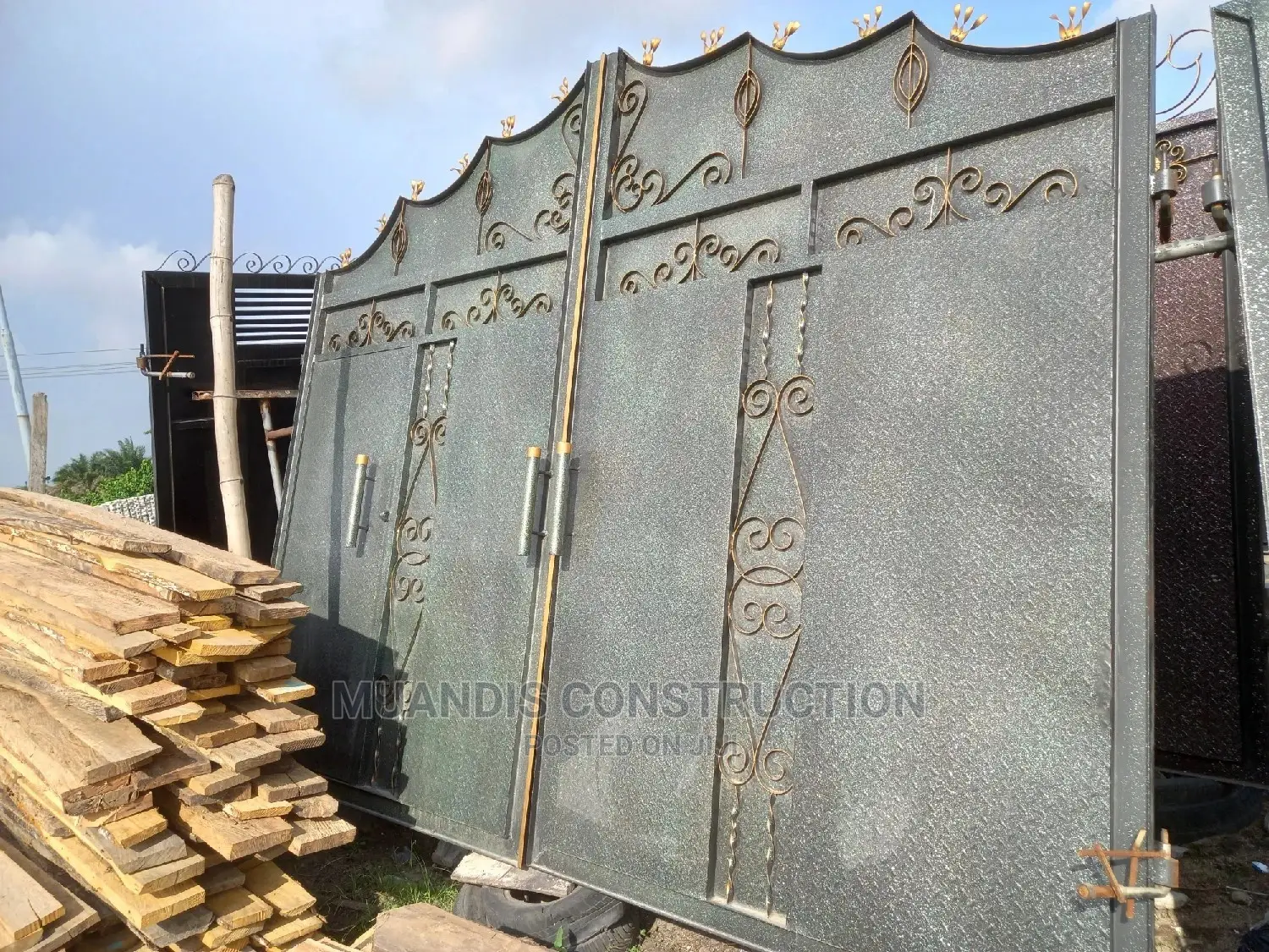 House Gates