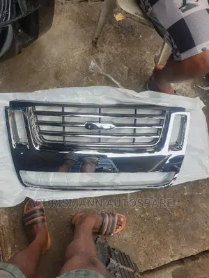 Front Grille Ford Explorer 2007 2008 2009 2010