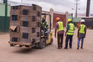 Forklift Operation, Maintenance Safety Training