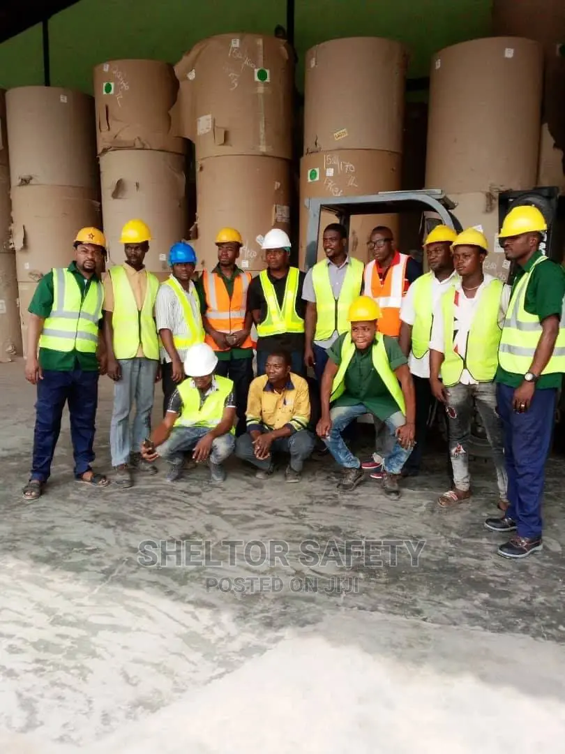 Forklift Operation, Maintenance Safety Training
