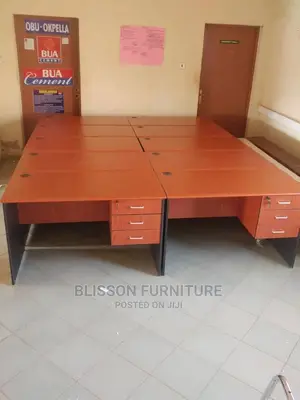 New 4ft Table
