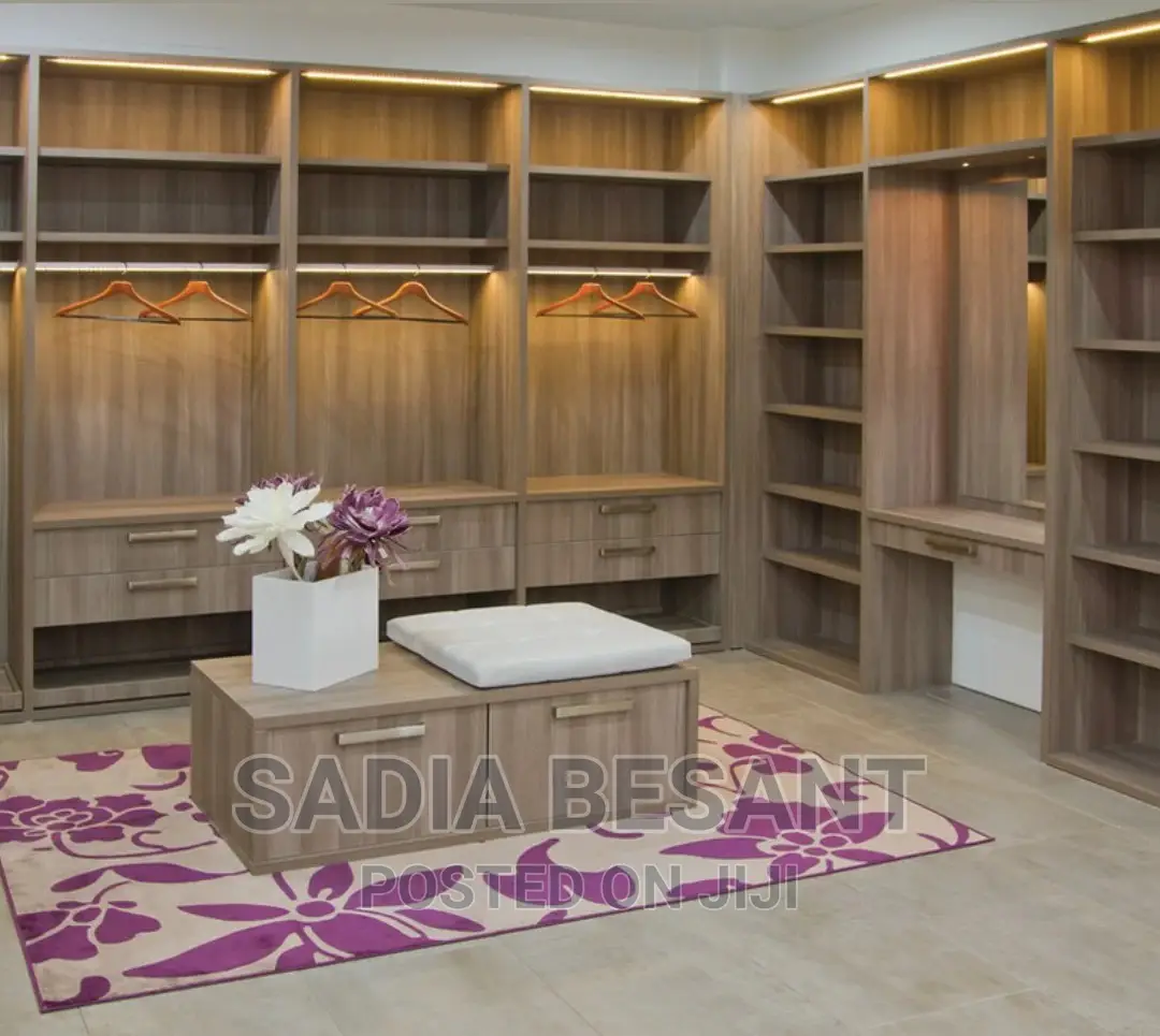 Walk in Closet
