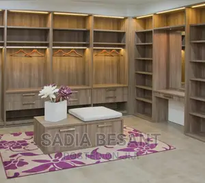 Walk in Closet