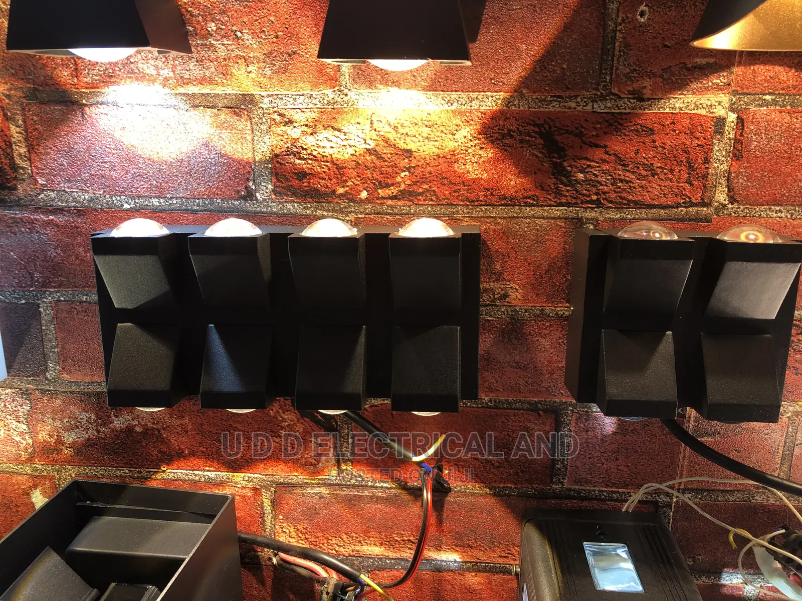 LED OUTSIDE LIGHT 2in1 3in1 4in1 Available