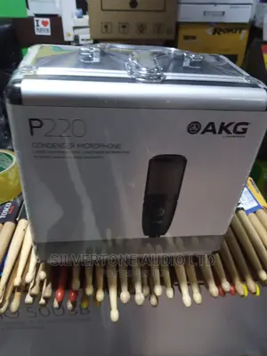 Original Akg Studio Microphone P220
