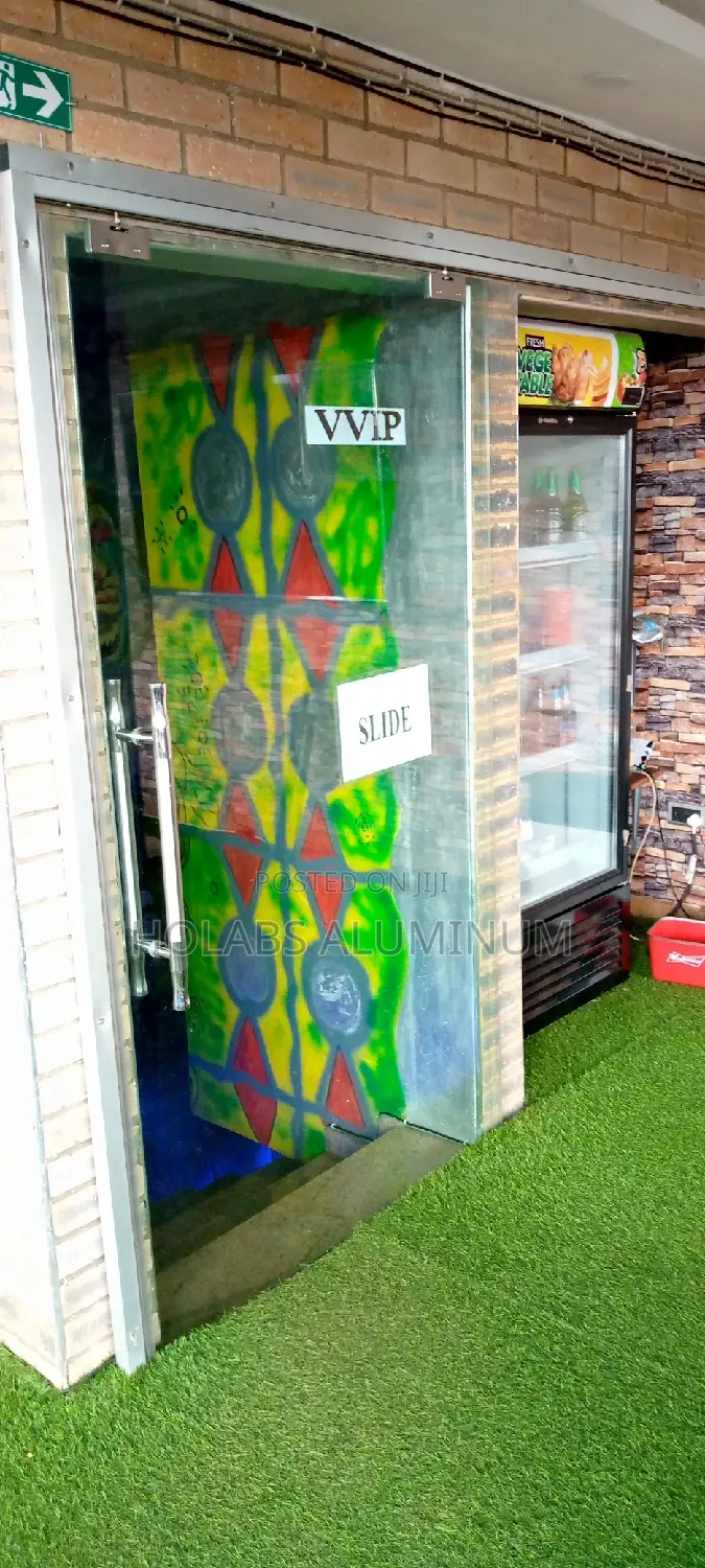 Aluminum Swingdoor