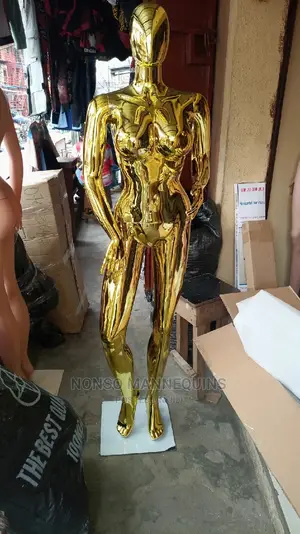 Size 12 Big Bust Female Detachable Gold Chrome Mannequins