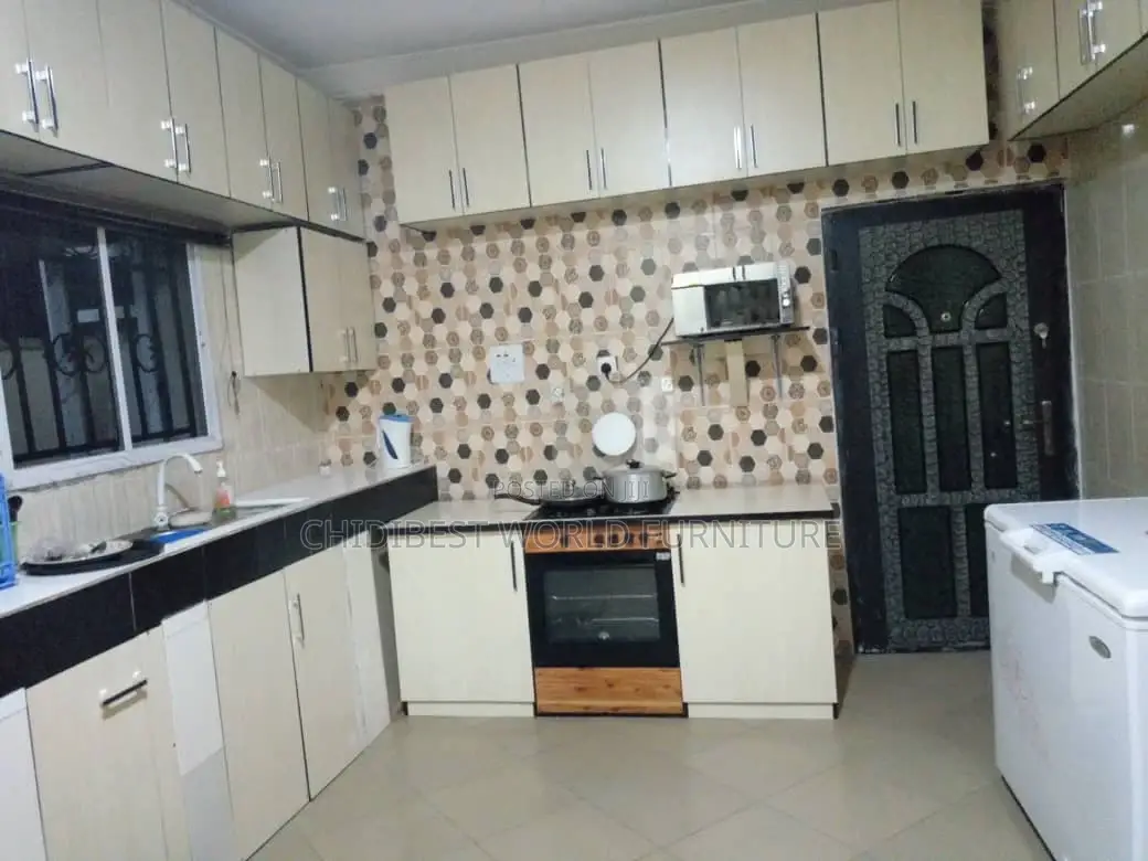 Kitchen Cabinet
