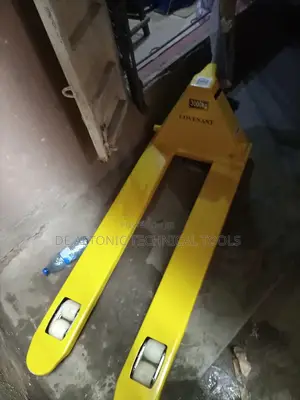 3000kg Pallet Truck