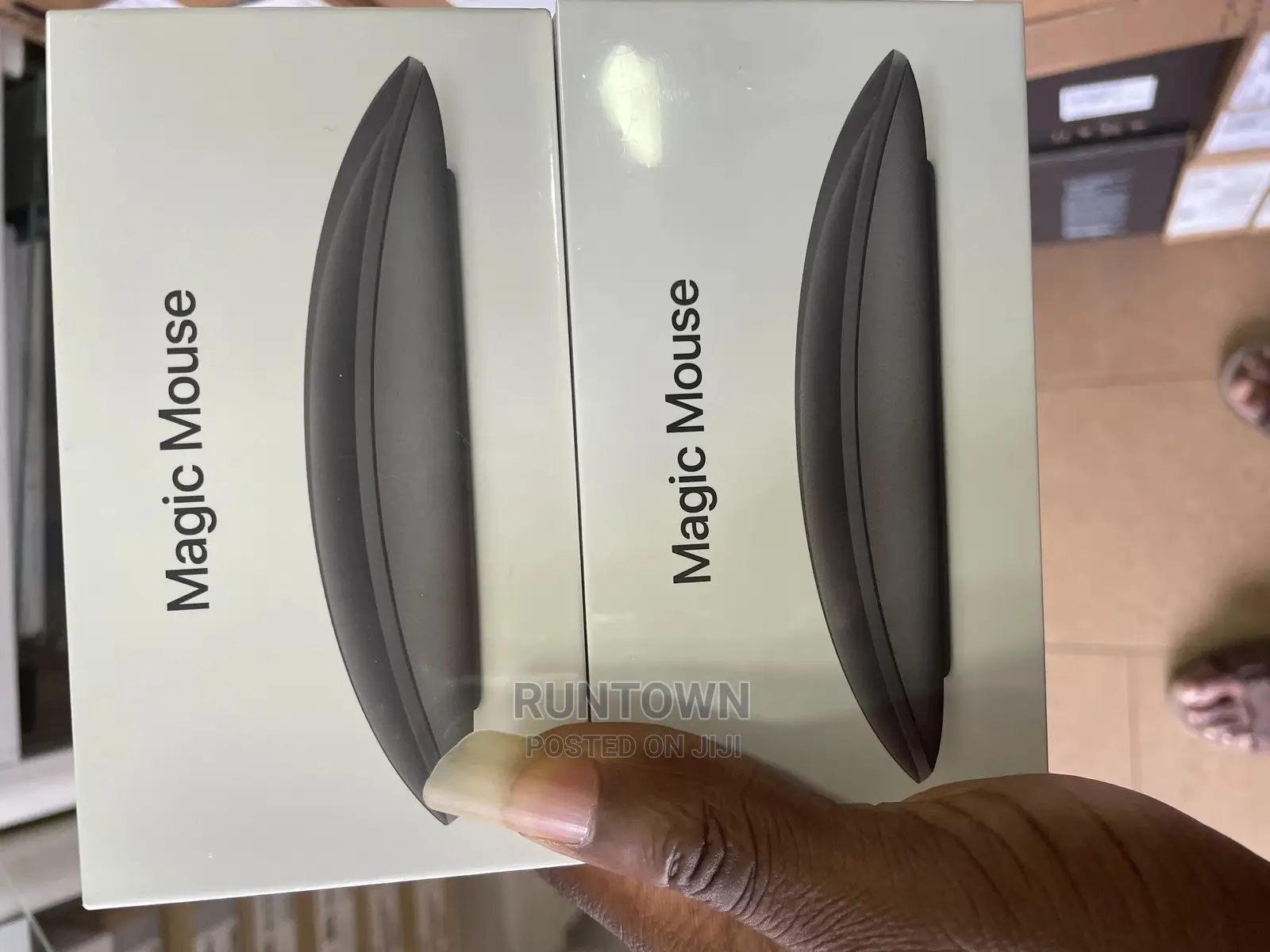Apple Wireless Magic Mouse (Latest Edition Space Grey)