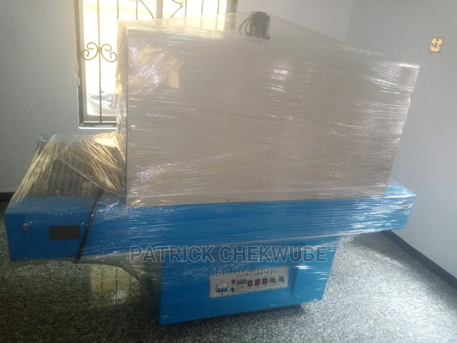 Shrink Wrapper, Water Packaging