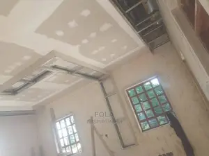 Plasterboard Ceiling/Wall Screeding