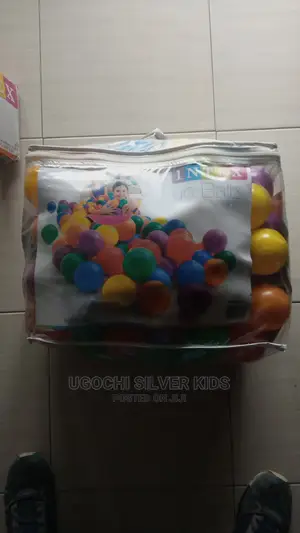 100pcs Kids Play Ball Is Available