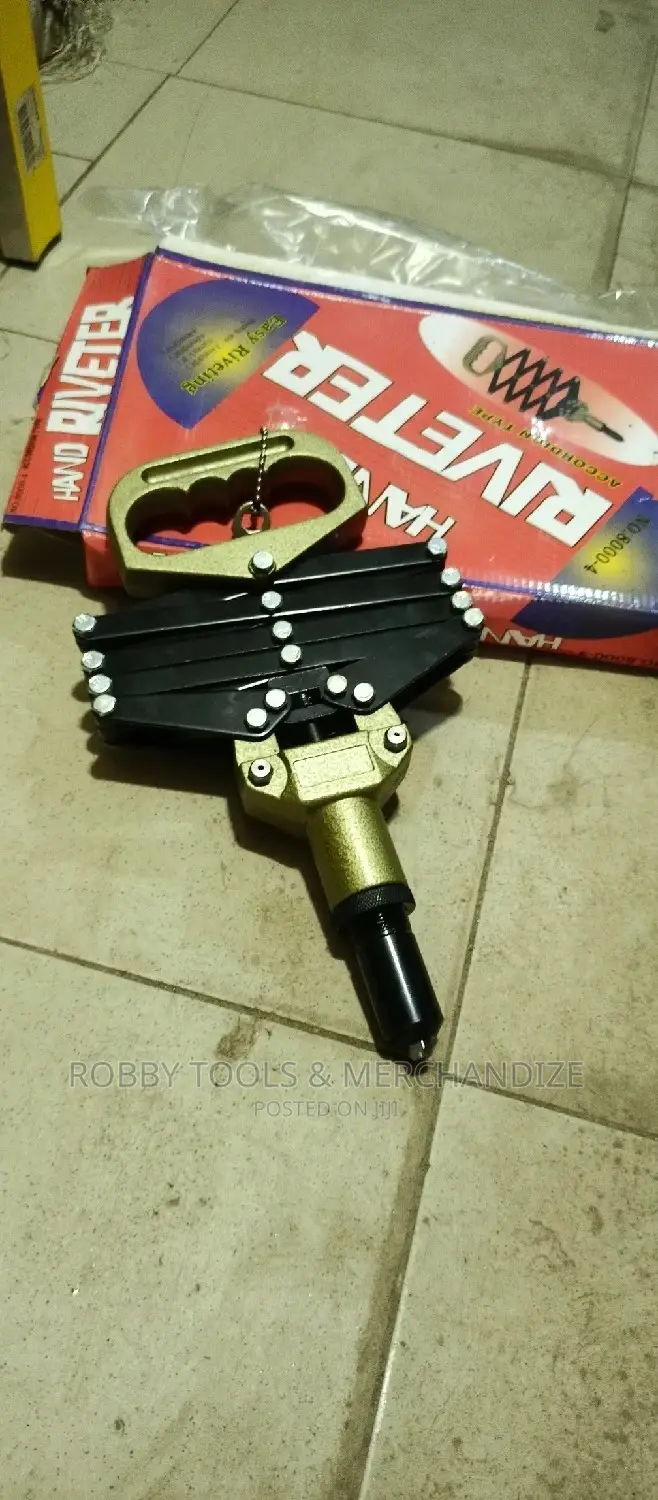 Hand Riveter