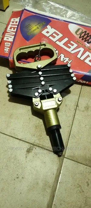 Hand Riveter