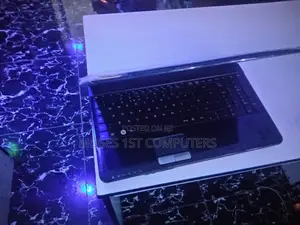 New Laptop Fujitsu 4GB Intel Core I3 SSD 500GB