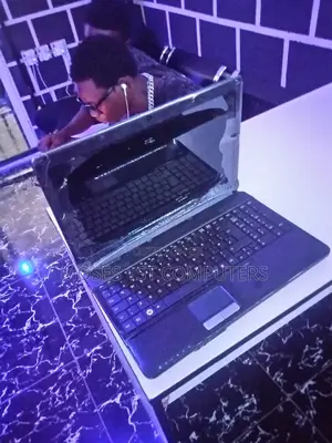 New Laptop Fujitsu 4GB Intel Core I3 SSD 500GB
