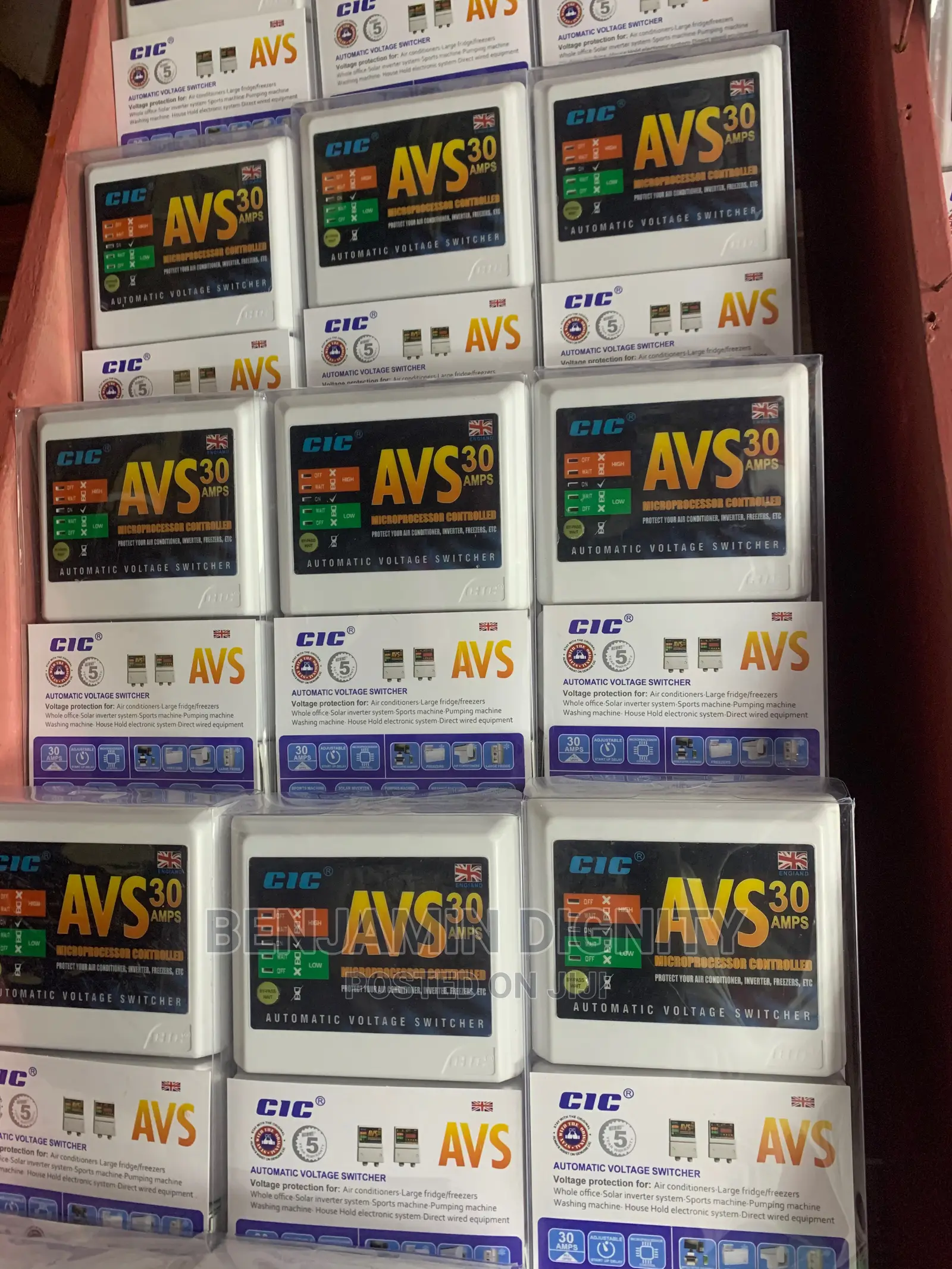 30amps Automatic Voltage Switcher (Surge Protector)